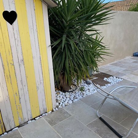 Superbe appartement, à proximité du centre d'Arlés Exterior foto